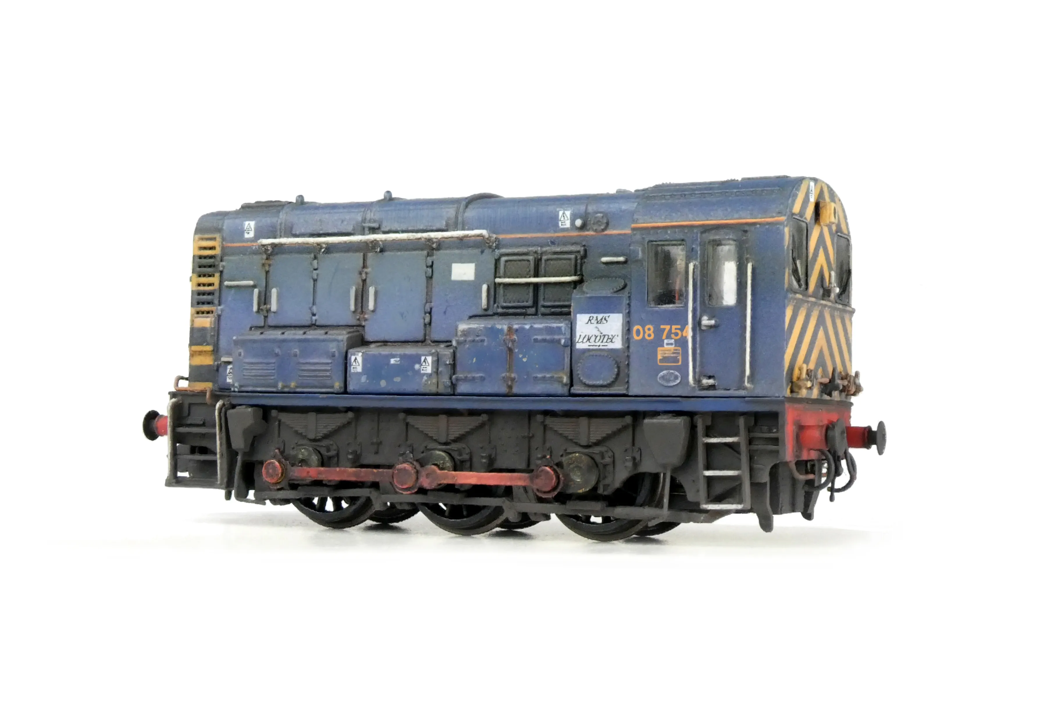 Class 08 754 heavily faded with paint chipping, scratches and rust