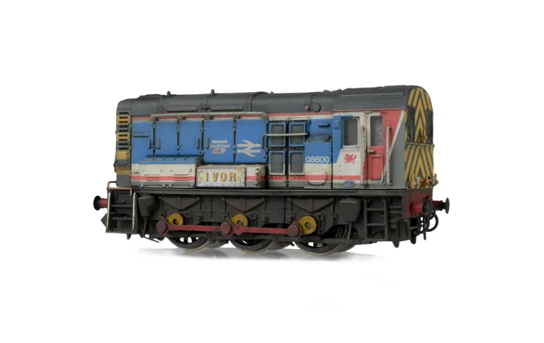 08600 with detailed buffer beam including extra pipework under buffer at one end and semi detailed at coupling end, etched work plates, ladder taken off, modified piping and some livery modifications.