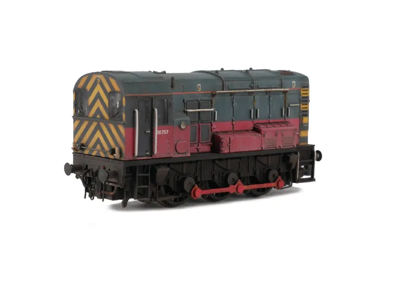 08757 Heavily faded. Details added: renumbered, detailed buffer beam at one end and semi detailed at coupling end, modified piping at both ends, driver and various livery modifications.