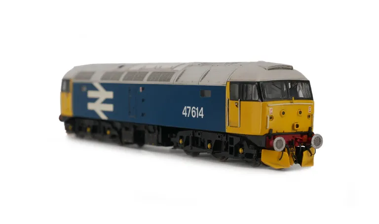 47614 Close to ex works condition. Details include; livery modifications to match prototype, snowploughs, renumbered, body lowered, aerial taken off and smoothed over, etched fan and grills, detailed buffer beam at one end and semi detailed at coupling en