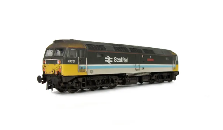 47701 modified to plated over nose at one end and livery modification. Semi respray to soften colours and shown on a lowered chassis. Details include: etched nameplates, battery box modification, plate on door, molded cables taken off nose and replaced wi