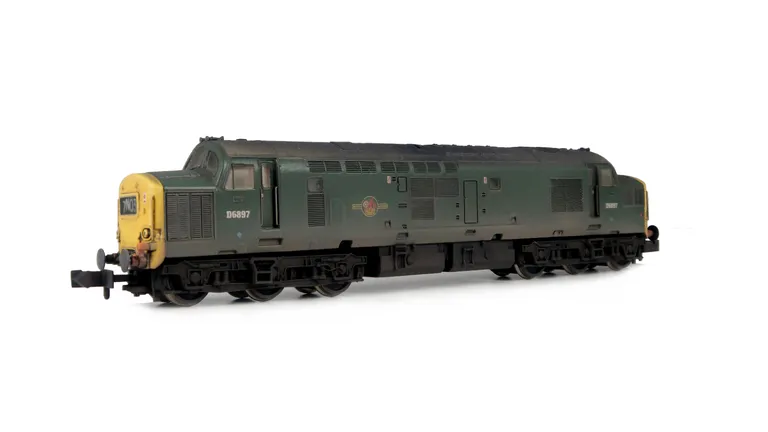 D6897 Details include: respray of nose end to yellow, semi detailed buffer beam at both ends, nose end handrails/nose catches/lamp brackets added, blanked off boiler on roof, change of headcode, moulded roof grill replaced with 5 part etched fan and grill