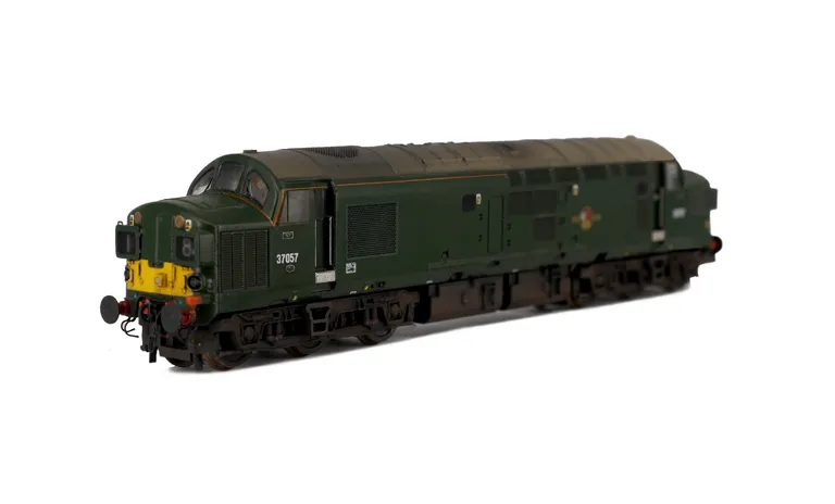 37057 with added cantrail and livery modifications. Other details include bogie modification to reduce gap between body and bogies, etched headcode surrounds and air horn covers, moulded roof grill replaced with 3D etched fan and grill. frost grill, etche