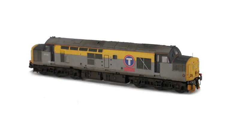 37153 with modification of boiler access panel and steps plated over and semi respray of  bands to correct faded shades. Other details include bogie modification to reduce gap between body and bogies, relivery to Transrail, cantrail added, moulded roof gr