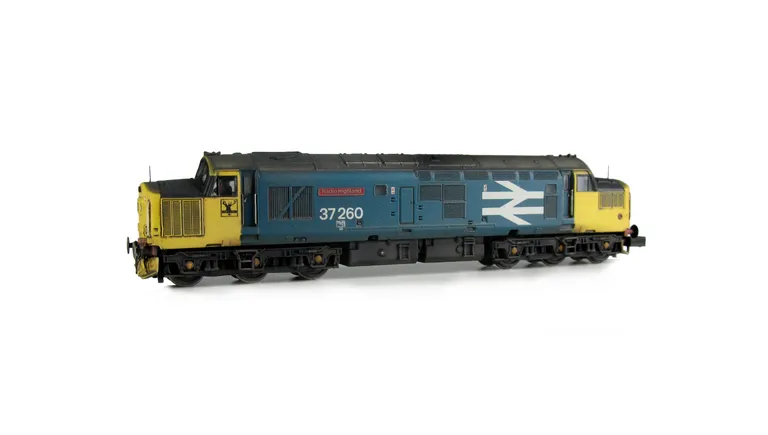 37260 Full respray into BR Large Logo livery. Added details include high intensity headlamp filled with liquid glass, snowploughs, bogie modification to reduce gap between body and bogies, driver and second man, finer ariels, renumbered, speedo cable, etc