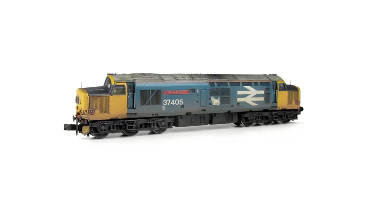 37405 with black headcodes. Other details include bogie modification to reduce gap between body and bogies, left hand lower bracket on nose removed with partial respray, finer aerial, snowploughs, renumbered, semi detailed buffer beam at both ends, nose b