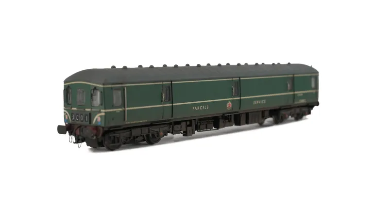 M55989 Renumbered, driver, speedo cable and detailed buffer beam at both ends.