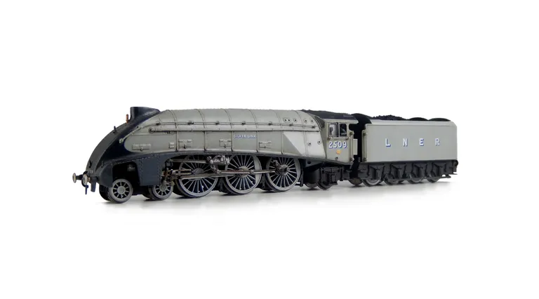 2509 Added details include: moulded coal replaced with real coal, loco crew added, detailed buffer beam at one end and and etched work plates.