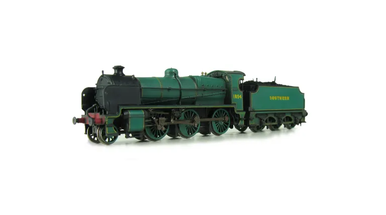 1854 Full respray to sunshine yellow southern livery, all lining hand done with no transfers used. Added details include: renumbered, molded coal replaced with real coal, loco crew and detailed buffer beam at one end.