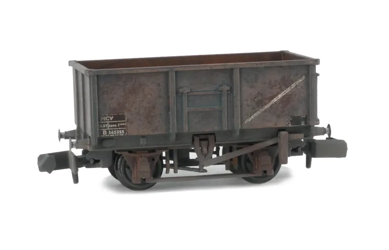 with special effects of rust and peeling paint.