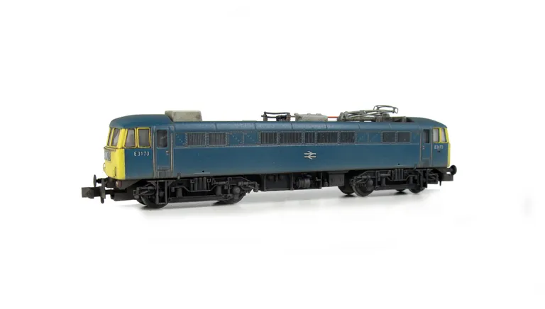 E3173 with a conversion into an earlier type class 86 with full respray into BR blue. Renumbered , front end modified with headcode box conversion, brass buffers, semi detailed buffer beam at both ends, observation pod added to roof, foot tread added, bod