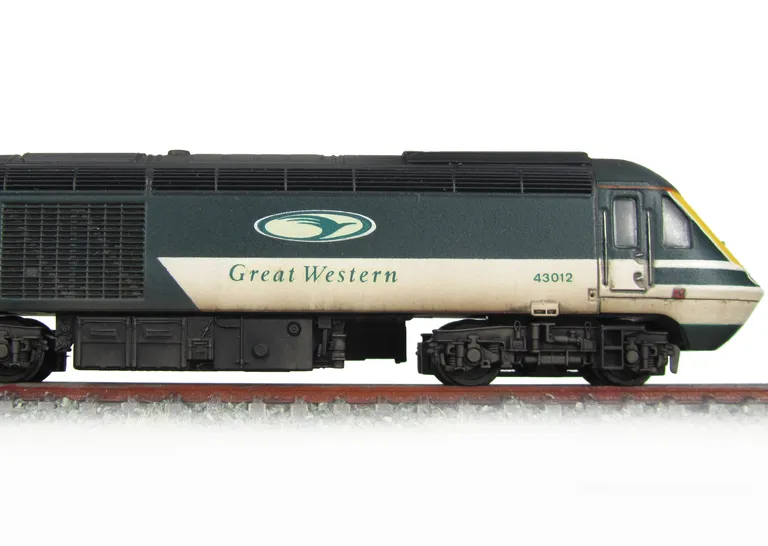 43018/012 Dapol HST resprayed into GW Merlin Livery with plated over guard door and driver fitted.