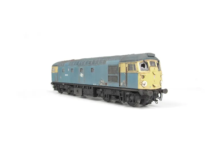26018 Conversion to disc headcode version representing a loco in it's last days on the scrapline. Full respray into correct faded shades, renumbered, disc catches, special effect of paint peeling and rust patches, broken and boarded over windows, tapered 