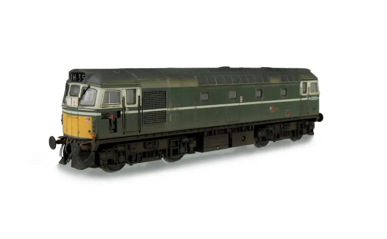 D5362 Token catcher and recess added. snowploughs, etched work plates, moulded roof grill replaced with 3D etched fan and grill, modified battery box, driver, renumbered, modified headcode box with glass like cover, speedo cable, nose end rubber window su