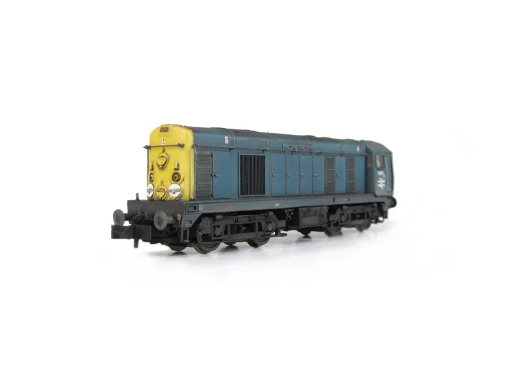 D8001 Renumbered, cab and nose ends detailed with fine discs and holes filled with respray of yellow, roof grills replaced with much finer etched fan and grill, bogie modification to reduce the gap between body and bogies, horn grill covers made finer, se