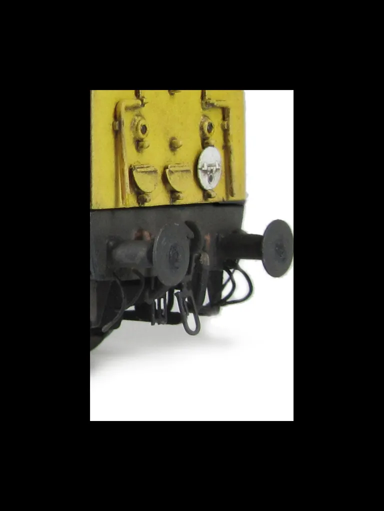 Close up of detailed buffer beam with squared off buffer and thin headcode discs.