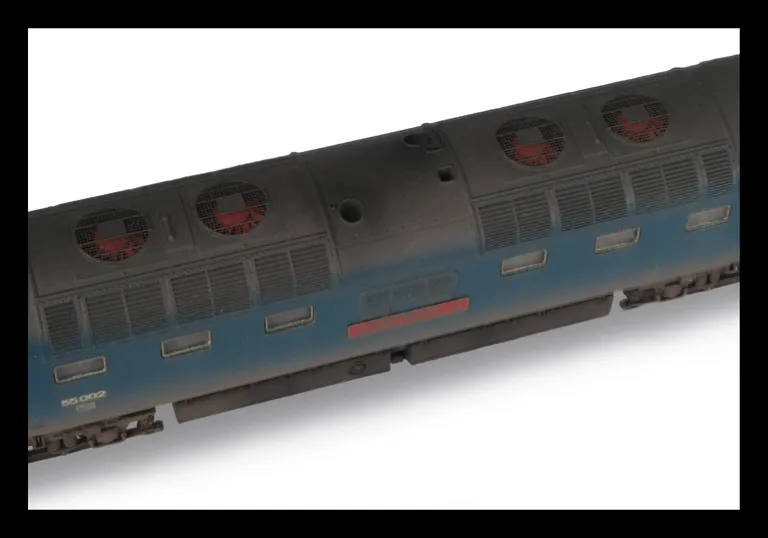 Close up of finer etched 3D roof grills