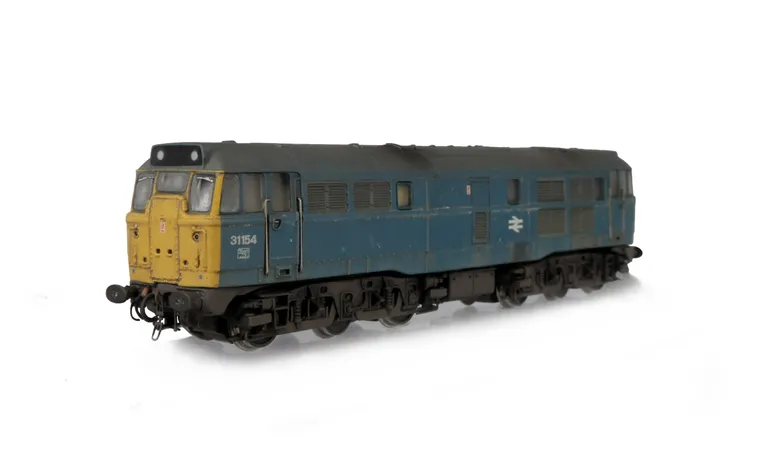31154 Added details include: detailed buffer beam and semi detailed at coupling end, driver, renumbered, roof grills replaced with much finer and correct etched version and bogie modification to close the gap between body and bogies.