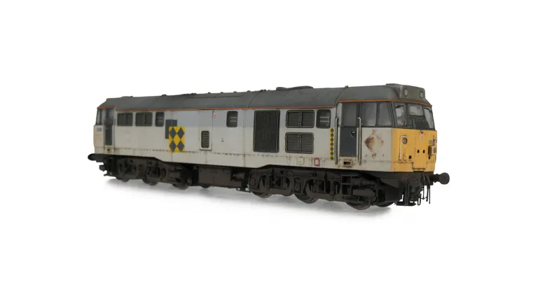 31319 Added details include: heavy fading with respray of grey bands, special effects of where plaques used to be, relivery to coal sector, renumbered, detailed buffer beam and semi detailed at coupling end, driver and moulded roof grills replaced with 3D
