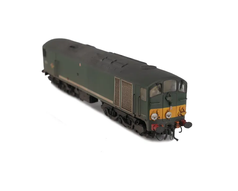 D5714 Renumbered with detailed buffer beam at one end and semi detailed at coupling end, finer etched roof grills and fans and thinned down headcode discs added